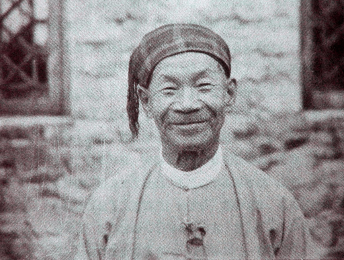 REV. LASHI LABYA DE